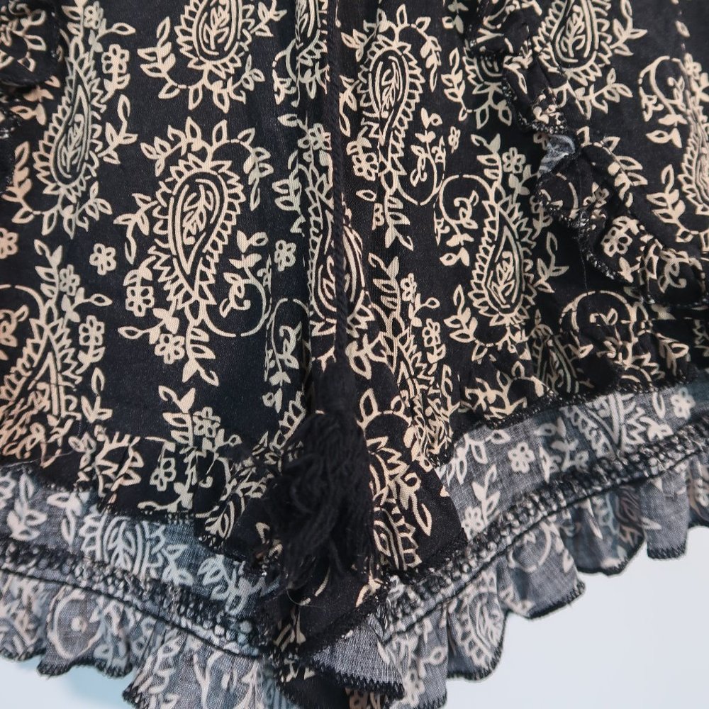 Soft Patterned Shorts - Picture 3 of 6